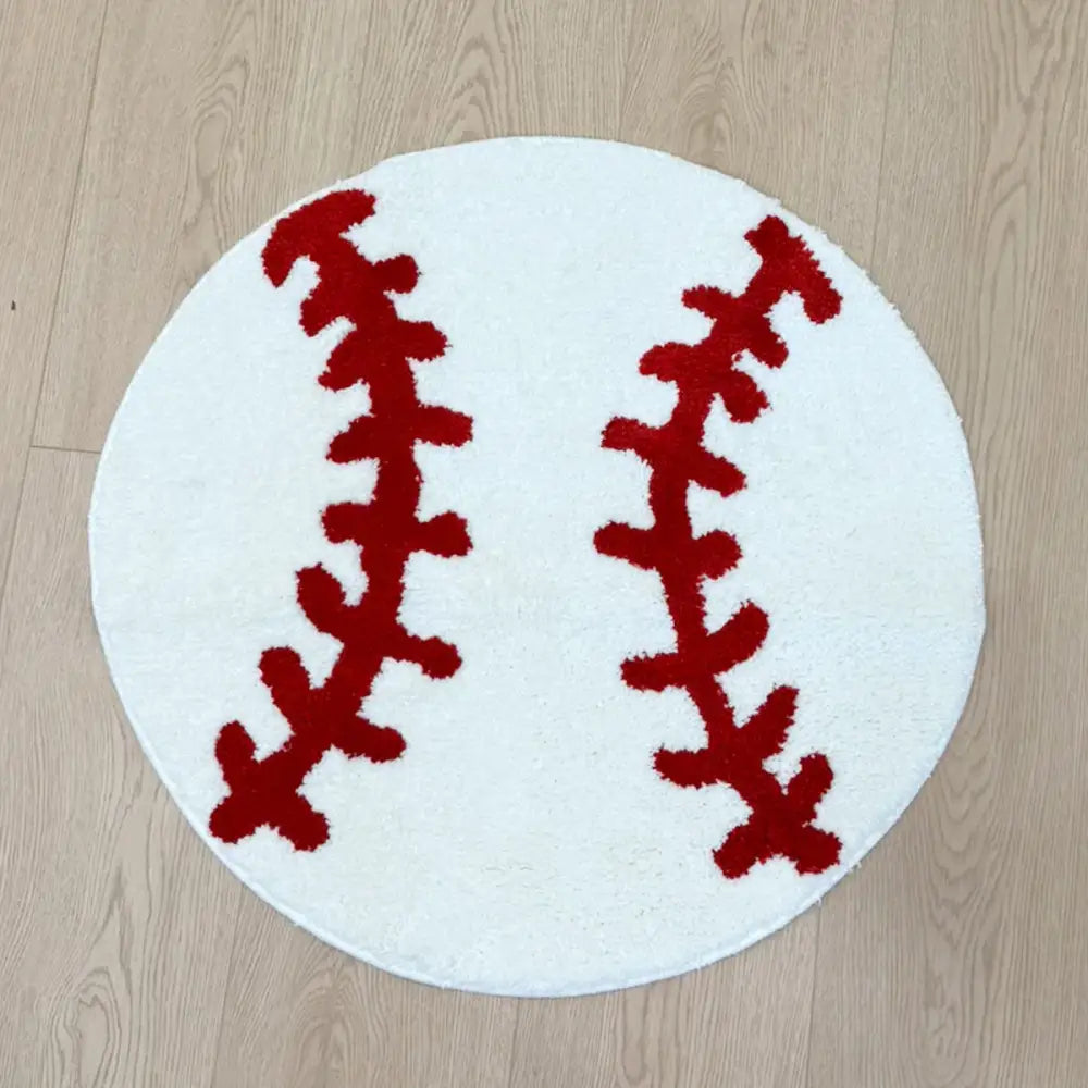 Tapis blanc à thème baseball avec design de surpiqûres rouges, forme circulaire.