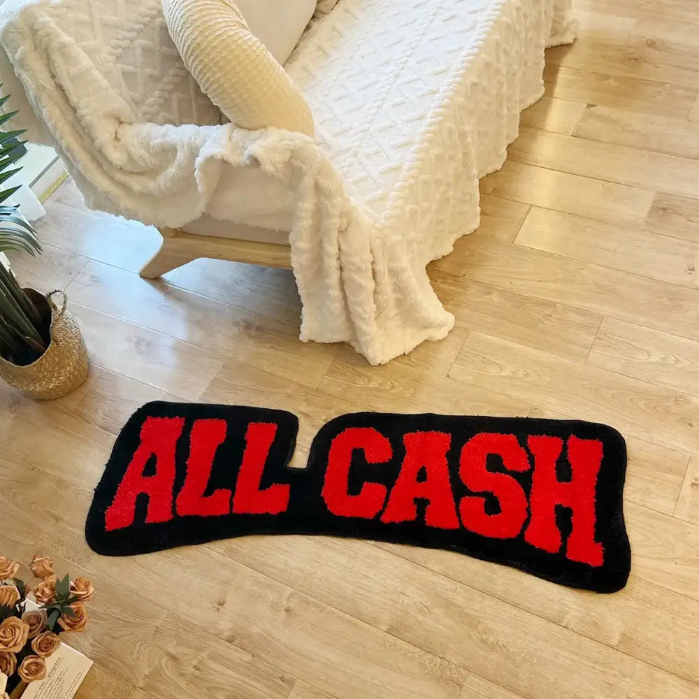 Tapis chambre garçon rouge et noire en peluche avec lettrage rouge all cash pour chambre garçon rouge