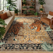 Tapis de zone à thème tigre avec bordure florale élaborée et couleurs vives orange, noir, blanc.