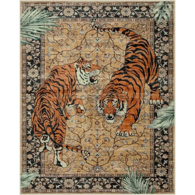 Tapis de tigre avec bordure florale élaborée et tons terreux.
