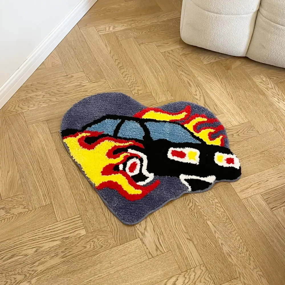 Tapis hot rod en forme de cœur avec un design de voiture hot rod bleu et noir et flammes rouges jaunes et orange